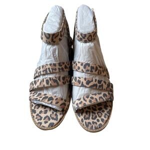 Vince‎ Camuto Resensa Animal Print Leopard Ankle Strap Sandals NEW Size 7.5